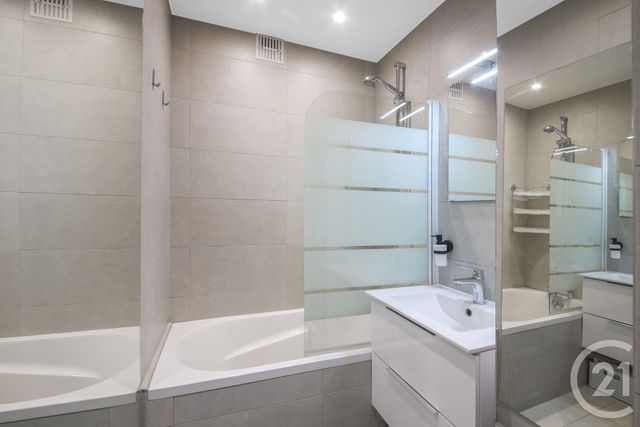 Appartement F2 à vendre - 2 pièces - 37.65 m2 - BOULOGNE BILLANCOURT - 92 - ILE-DE-FRANCE - Century 21 Marché Escudier