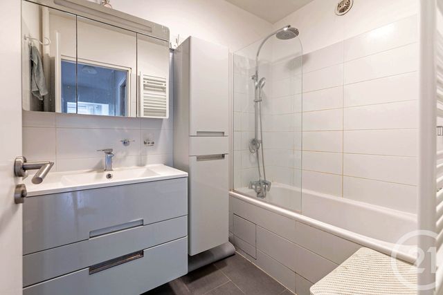 Appartement T3 à louer - 3 pièces - 68.22 m2 - BOULOGNE BILLANCOURT - 92 - ILE-DE-FRANCE - Century 21 Marché Escudier