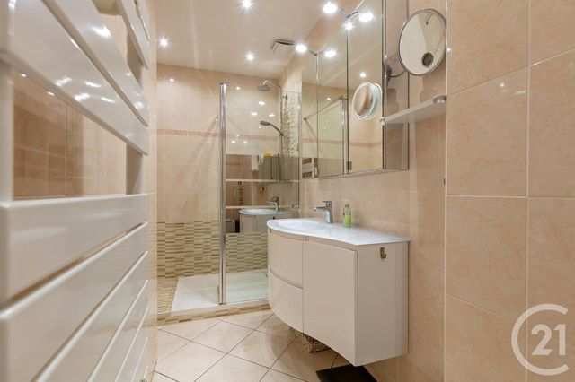 Appartement T4 à vendre - 4 pièces - 84.63 m2 - BOULOGNE BILLANCOURT - 92 - ILE-DE-FRANCE - Century 21 Marché Escudier