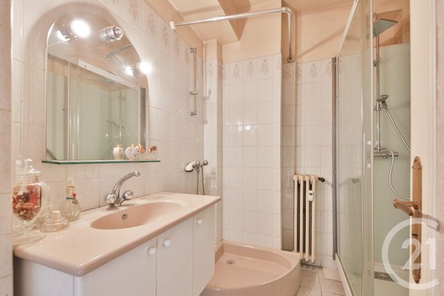 Appartement F4 à vendre - 4 pièces - 91.72 m2 - BOULOGNE BILLANCOURT - 92 - ILE-DE-FRANCE - Century 21 Marché Escudier