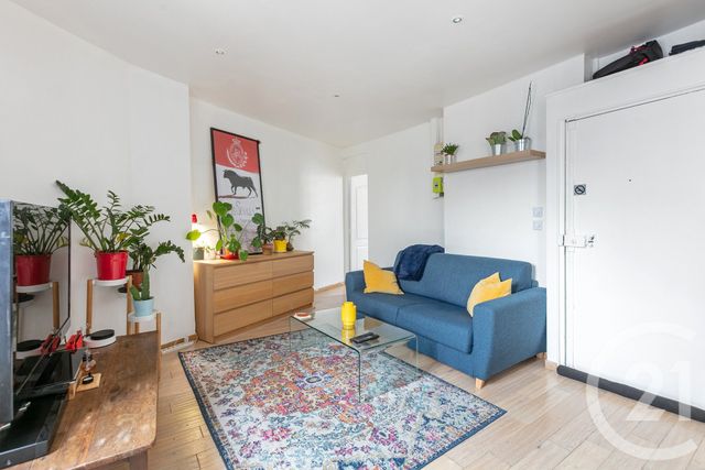 Afficher la photo en grand Appartement T2 à vendre - 2 pièces - 48.6 m2 - BOULOGNE BILLANCOURT - 92 - ILE-DE-FRANCE - Century 21 Marché Escudier