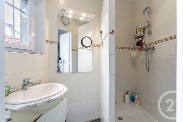 Afficher la photo en grand Appartement T2 à vendre - 2 pièces - 48.6 m2 - BOULOGNE BILLANCOURT - 92 - ILE-DE-FRANCE - Century 21 Marché Escudier