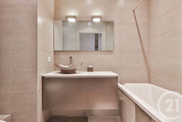 Appartement T4 à vendre - 4 pièces - 90.13 m2 - BOULOGNE BILLANCOURT - 92 - ILE-DE-FRANCE - Century 21 Marché Escudier