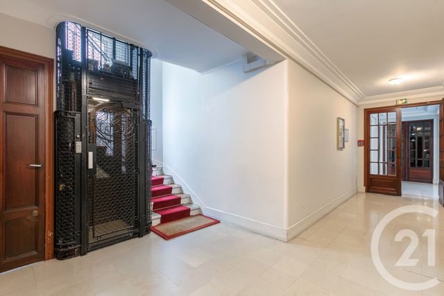 Afficher la photo en grand Appartement F3 à vendre - 3 pièces - 79.67 m2 - BOULOGNE BILLANCOURT - 92 - ILE-DE-FRANCE - Century 21 Marché Escudier