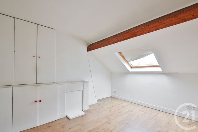 Afficher la photo en grand Appartement F2 à vendre - 2 pièces - 30.3 m2 - BOULOGNE BILLANCOURT - 92 - ILE-DE-FRANCE - Century 21 Marché Escudier