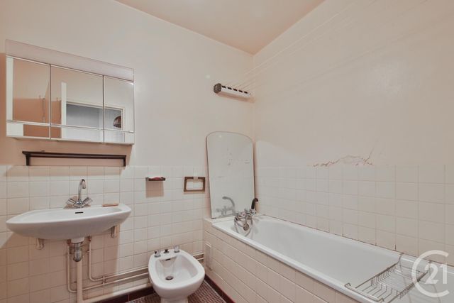 Appartement T4 à vendre - 4 pièces - 84.14 m2 - BOULOGNE BILLANCOURT - 92 - ILE-DE-FRANCE - Century 21 Marché Escudier