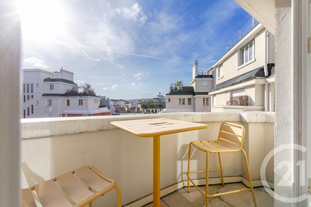 Afficher la photo en grand Appartement F2 à vendre - 2 pièces - 46.68 m2 - BOULOGNE BILLANCOURT - 92 - ILE-DE-FRANCE - Century 21 Marché Escudier