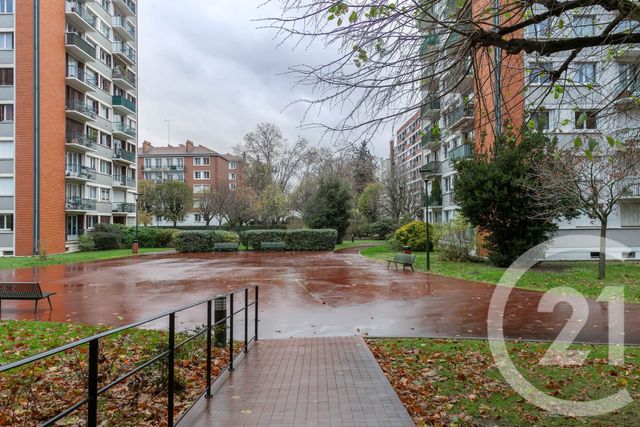 Appartement T2 à vendre - 2 pièces - 57.61 m2 - BOULOGNE BILLANCOURT - 92 - ILE-DE-FRANCE - Century 21 Marché Escudier