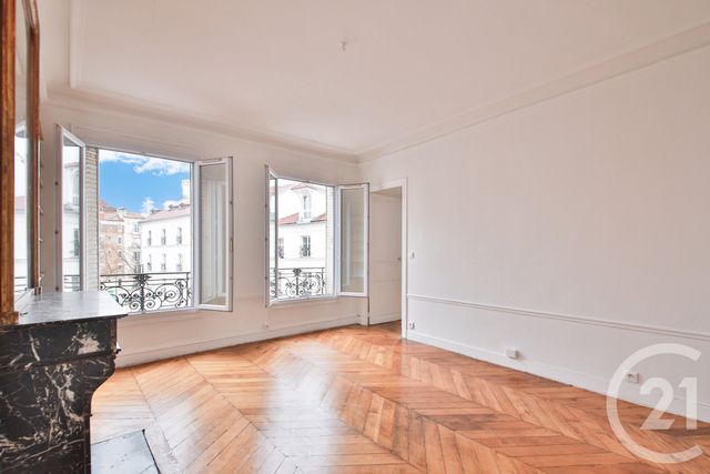 Appartement F2 à vendre - 2 pièces - 61.16 m2 - CLICHY - 92 - ILE-DE-FRANCE - Century 21 Marché Escudier