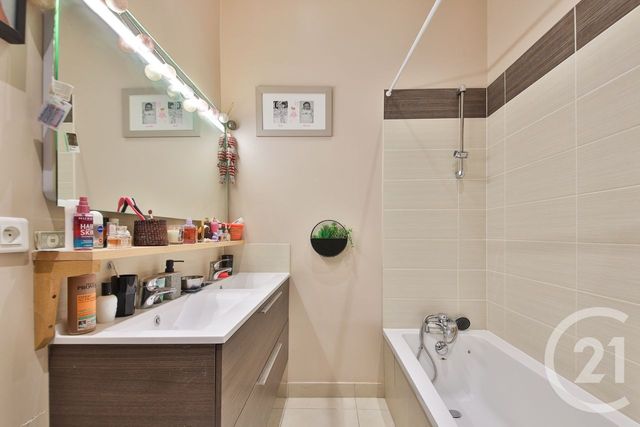 Appartement F5 à vendre - 5 pièces - 106.63 m2 - BOULOGNE BILLANCOURT - 92 - ILE-DE-FRANCE - Century 21 Marché Escudier