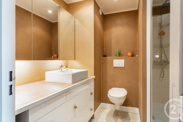 Appartement T4 à louer - 4 pièces - 89.5 m2 - SURESNES - 92 - ILE-DE-FRANCE - Century 21 Marché Escudier
