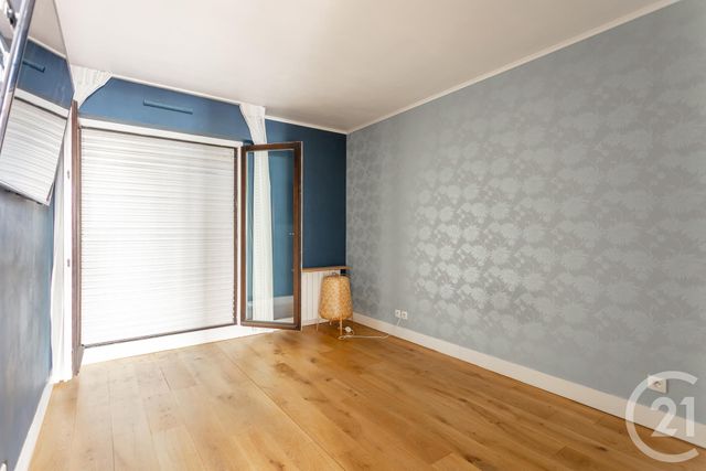 Appartement T4 à louer - 4 pièces - 89.5 m2 - SURESNES - 92 - ILE-DE-FRANCE - Century 21 Marché Escudier