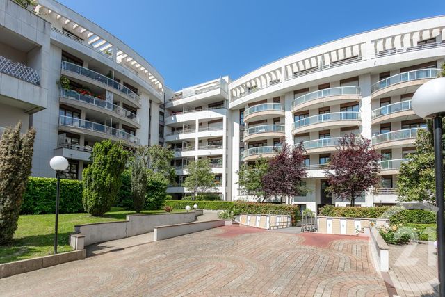 Appartement T4 à louer - 4 pièces - 89.5 m2 - SURESNES - 92 - ILE-DE-FRANCE - Century 21 Marché Escudier