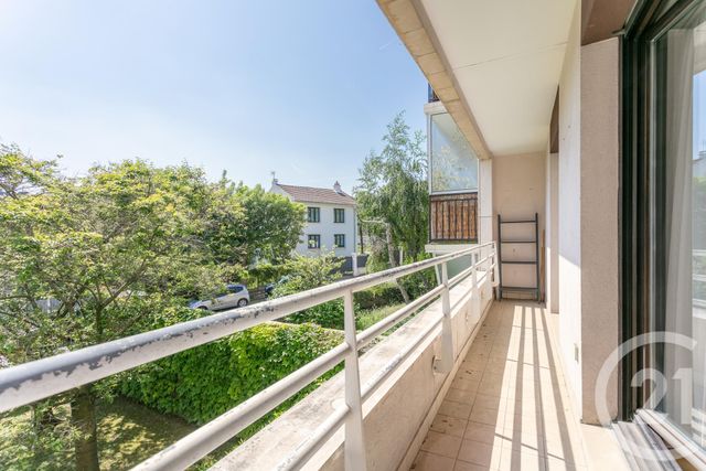 Appartement T4 à louer - 4 pièces - 89.5 m2 - SURESNES - 92 - ILE-DE-FRANCE - Century 21 Marché Escudier