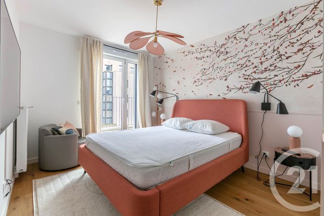 Appartement Duplex à louer - 6 pièces - 145.0 m2 - SURESNES - 92 - ILE-DE-FRANCE - Century 21 Marché Escudier