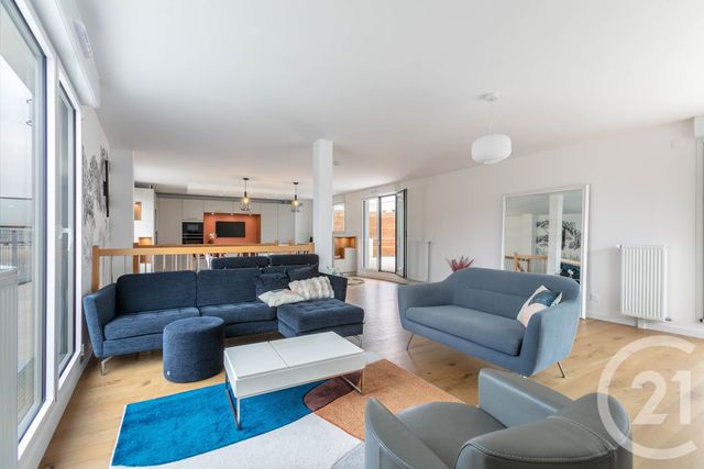 Appartement Duplex à louer - 6 pièces - 145.0 m2 - SURESNES - 92 - ILE-DE-FRANCE - Century 21 Marché Escudier