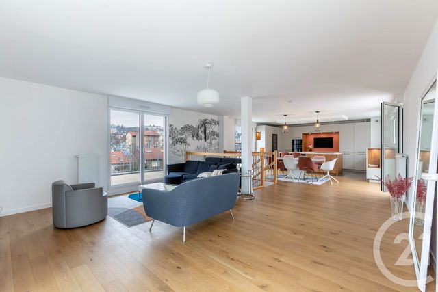 Appartement Duplex à louer - 6 pièces - 145.0 m2 - SURESNES - 92 - ILE-DE-FRANCE - Century 21 Marché Escudier