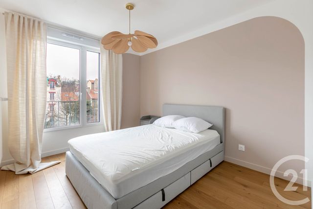 Appartement Duplex à louer - 6 pièces - 145.0 m2 - SURESNES - 92 - ILE-DE-FRANCE - Century 21 Marché Escudier