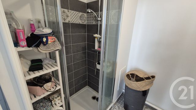 Appartement T2 à louer - 2 pièces - 44.25 m2 - CLAMART - 92 - ILE-DE-FRANCE - Century 21 Marché Escudier