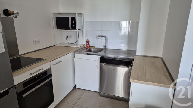 Appartement T2 à louer - 2 pièces - 44.25 m2 - CLAMART - 92 - ILE-DE-FRANCE - Century 21 Marché Escudier