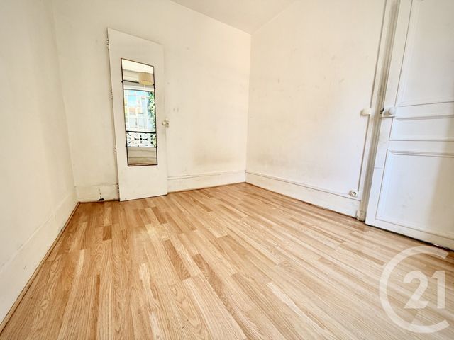 Appartement T2 à vendre - 2 pièces - 19.35 m2 - PARIS - 75013 - ILE-DE-FRANCE - Century 21 Marché Escudier