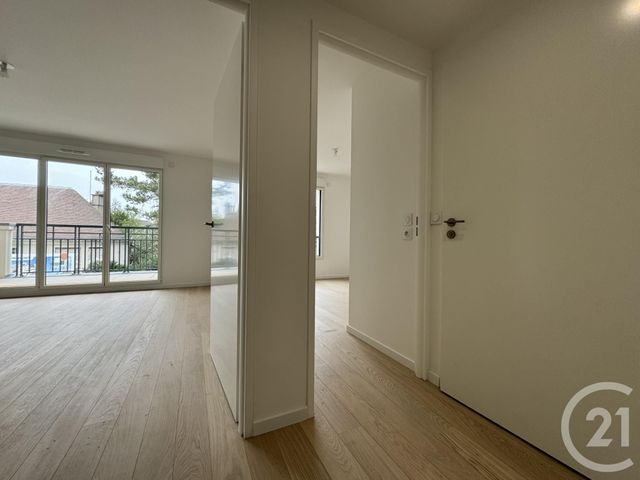 Appartement T2 à louer - 2 pièces - 41.69 m2 - CLAMART - 92 - ILE-DE-FRANCE - Century 21 Marché Escudier