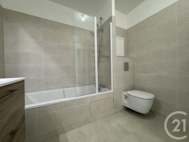 Appartement T2 à louer - 2 pièces - 41.69 m2 - CLAMART - 92 - ILE-DE-FRANCE - Century 21 Marché Escudier