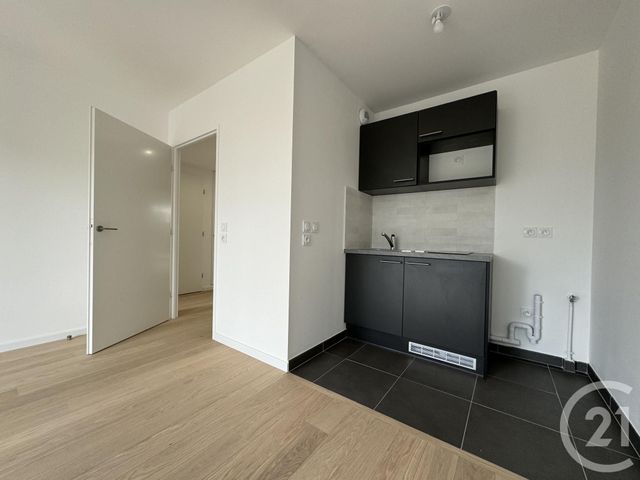 Appartement T2 à louer - 2 pièces - 41.69 m2 - CLAMART - 92 - ILE-DE-FRANCE - Century 21 Marché Escudier