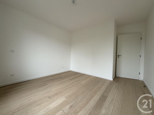 Appartement T2 à louer - 2 pièces - 41.69 m2 - CLAMART - 92 - ILE-DE-FRANCE - Century 21 Marché Escudier