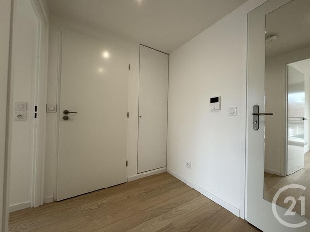 Appartement T2 à louer - 2 pièces - 41.69 m2 - CLAMART - 92 - ILE-DE-FRANCE - Century 21 Marché Escudier