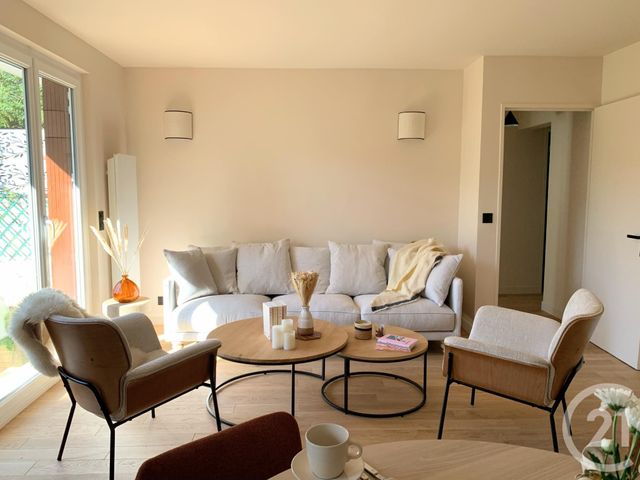 Appartement T4 à louer - 4 pièces - 81.95 m2 - COLOMBES - 92 - ILE-DE-FRANCE - Century 21 Marché Escudier
