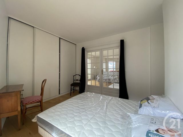 Appartement T3 à louer - 3 pièces - 76.42 m2 - ISSY LES MOULINEAUX - 92 - ILE-DE-FRANCE - Century 21 Marché Escudier