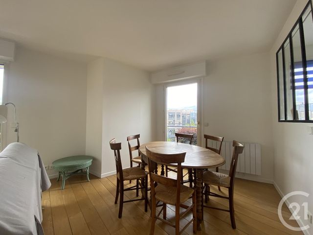 Appartement T3 à louer - 3 pièces - 76.42 m2 - ISSY LES MOULINEAUX - 92 - ILE-DE-FRANCE - Century 21 Marché Escudier