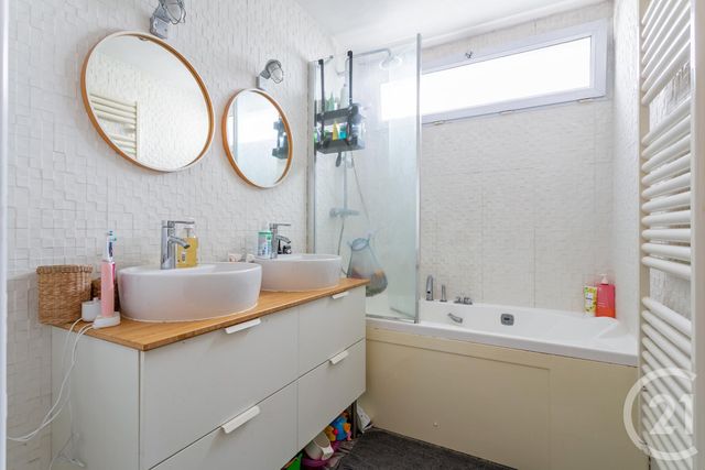 Appartement T3 à louer - 3 pièces - 60.09 m2 - BOULOGNE BILLANCOURT - 92 - ILE-DE-FRANCE - Century 21 Marché Escudier