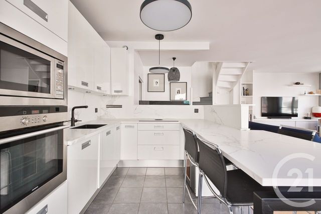 Appartement T5 à vendre - 5 pièces - 113.01 m2 - BOULOGNE BILLANCOURT - 92 - ILE-DE-FRANCE - Century 21 Marché Escudier