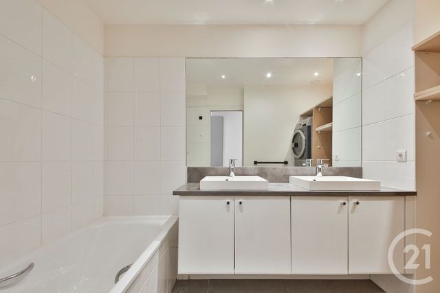 Appartement T5 à vendre - 5 pièces - 113.01 m2 - BOULOGNE BILLANCOURT - 92 - ILE-DE-FRANCE - Century 21 Marché Escudier