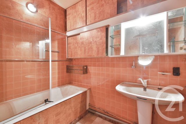 Appartement F2 à vendre - 2 pièces - 55.76 m2 - BOULOGNE BILLANCOURT - 92 - ILE-DE-FRANCE - Century 21 Marché Escudier